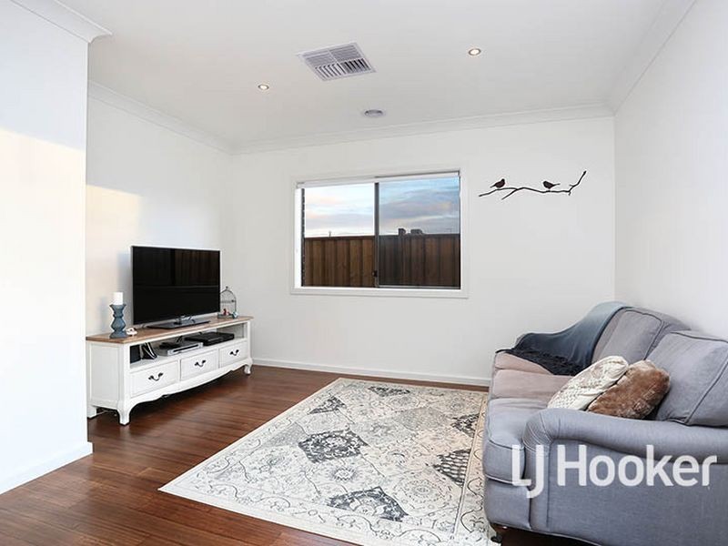 15 Sissinghurst Street, Truganina VIC 3029