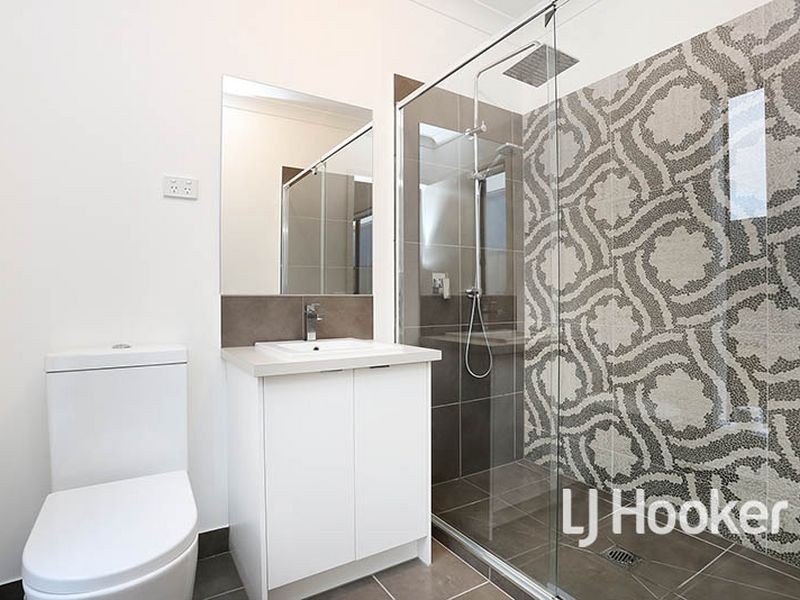 15 Sissinghurst Street, Truganina VIC 3029