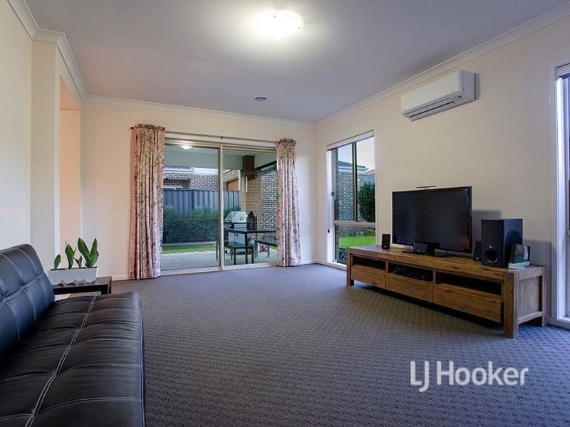 6 Shirley Court, Point Cook VIC 3030