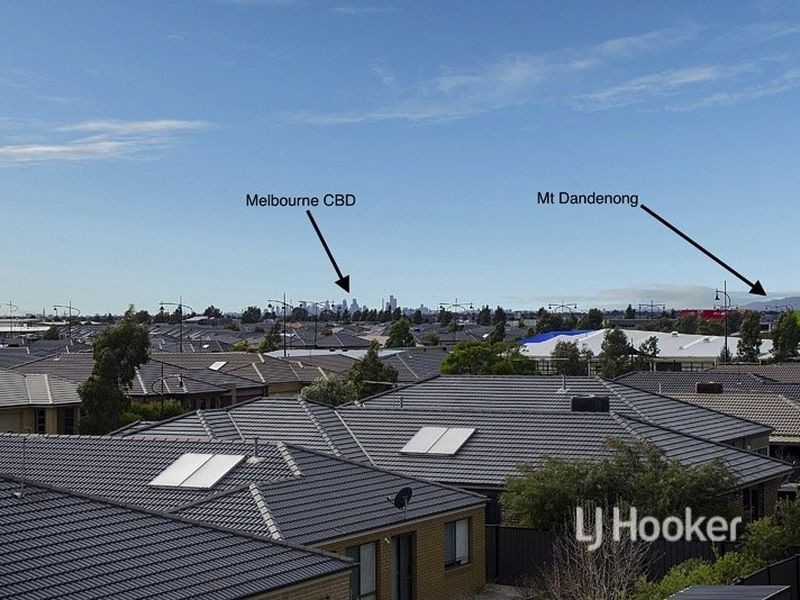 18 Cordner Way, Point Cook VIC 3030