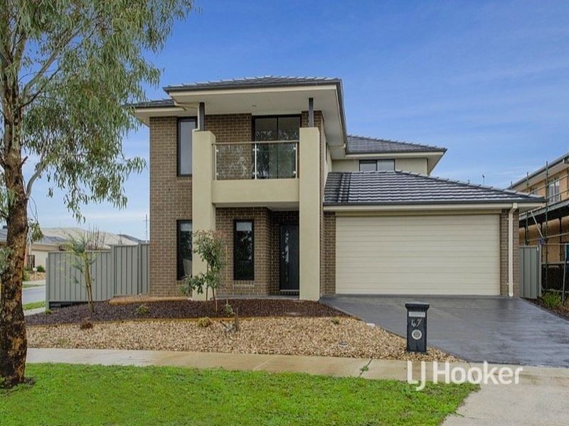 47 Broadstone Way, Point Cook VIC 3030