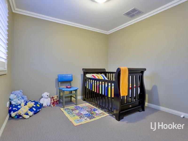 12 Manna Way, Point Cook VIC 3030