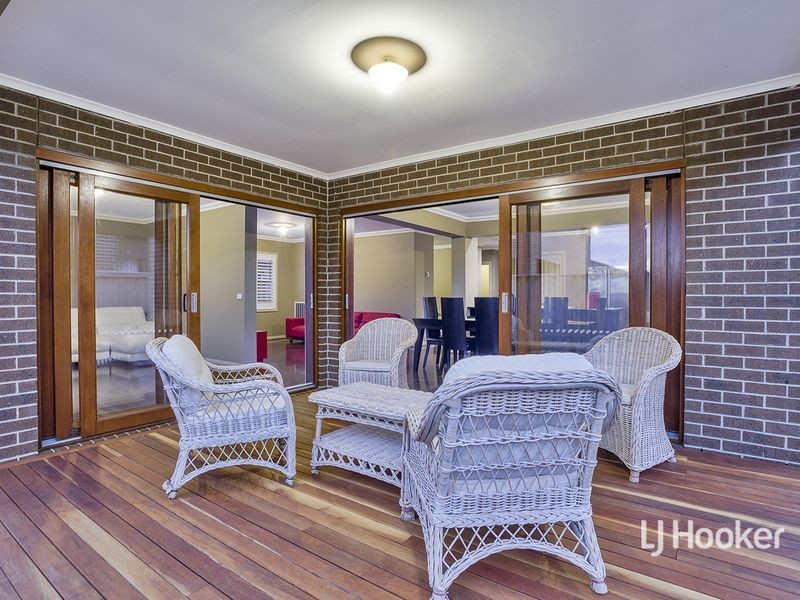 12 Manna Way, Point Cook VIC 3030