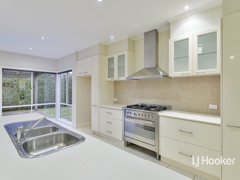 5 Messina Crescent, Point Cook VIC 3030