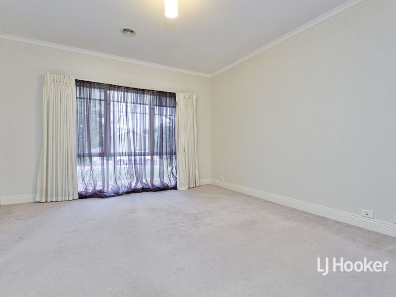 5 Messina Crescent, Point Cook VIC 3030