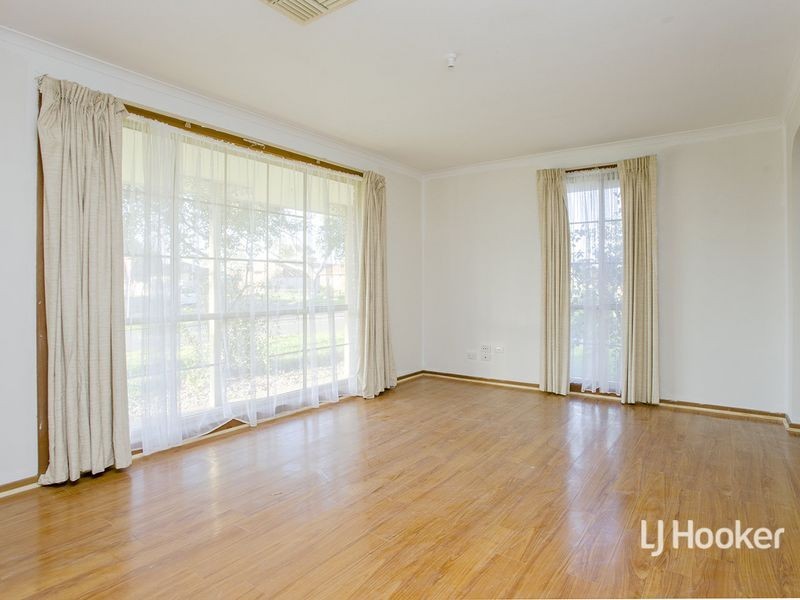 6 Wallara Road, Werribee VIC 3030