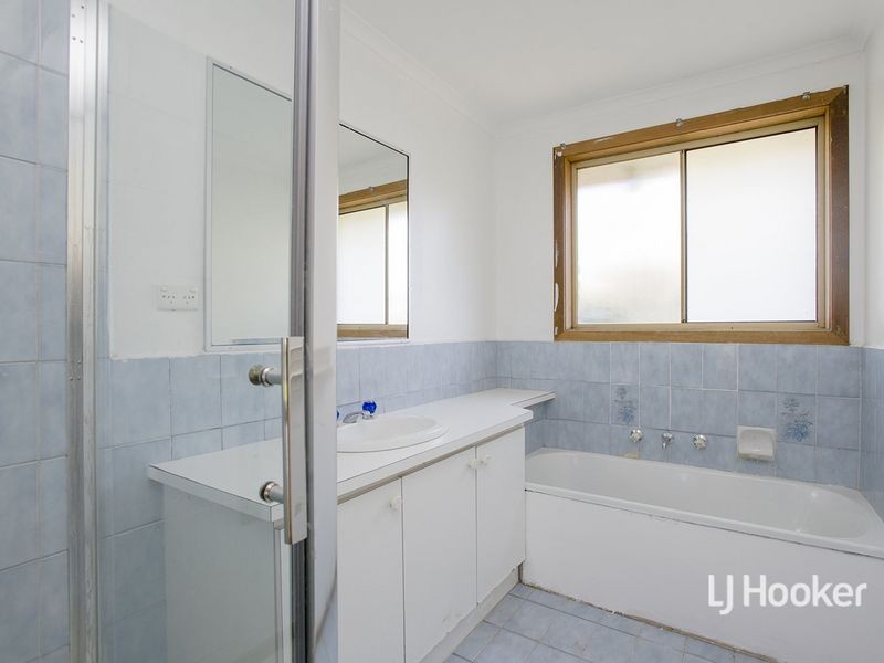 6 Wallara Road, Werribee VIC 3030