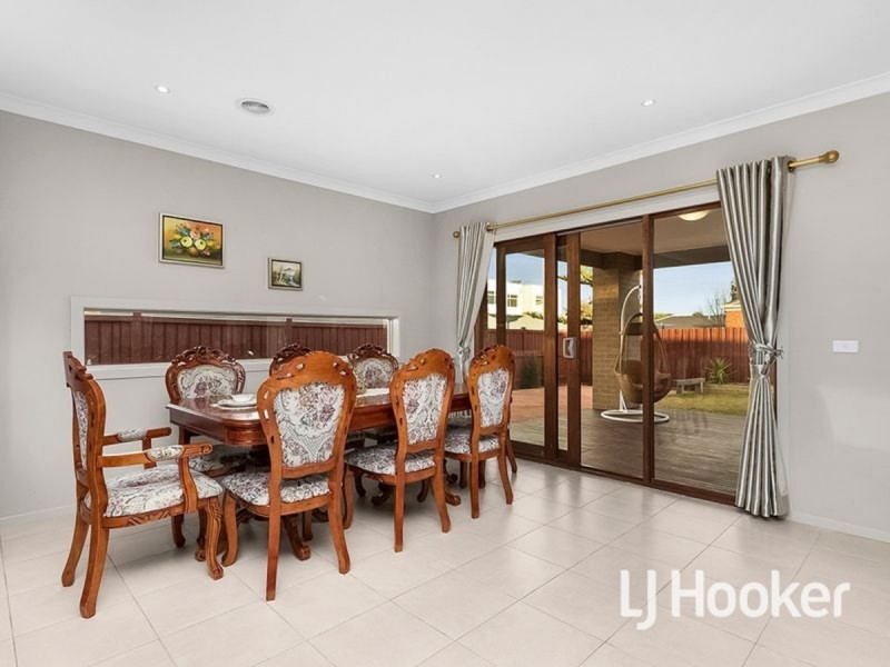 1 Millpond Drive, Point Cook VIC 3030