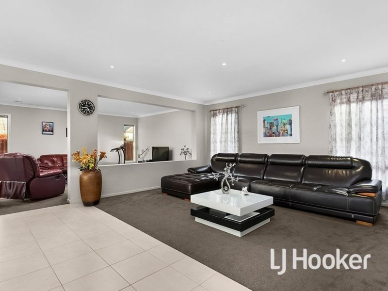 1 Millpond Drive, Point Cook VIC 3030