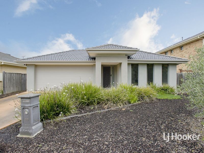 20 Lincoln Park Close, Sanctuary Lakes VIC 3030