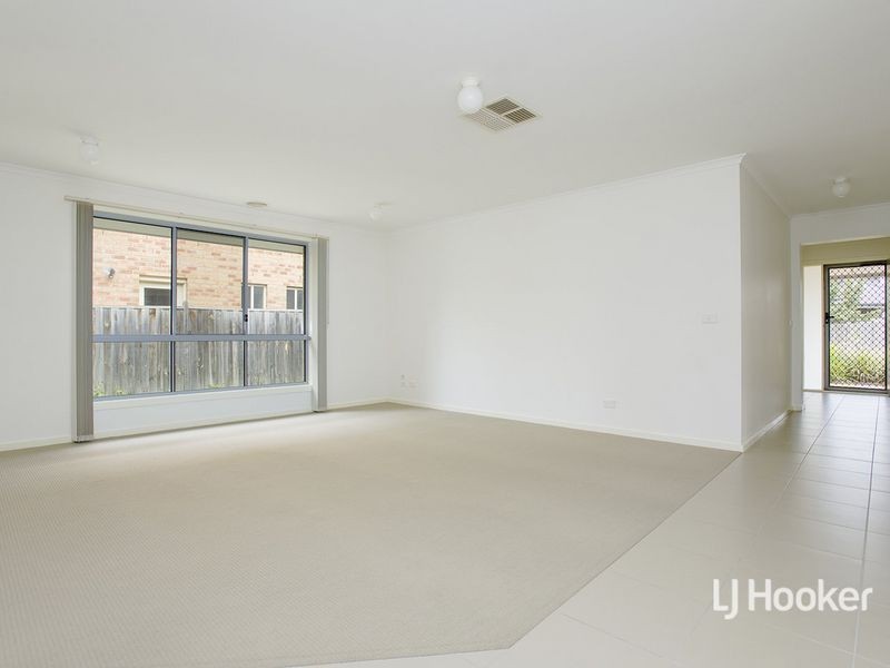 20 Lincoln Park Close, Sanctuary Lakes VIC 3030