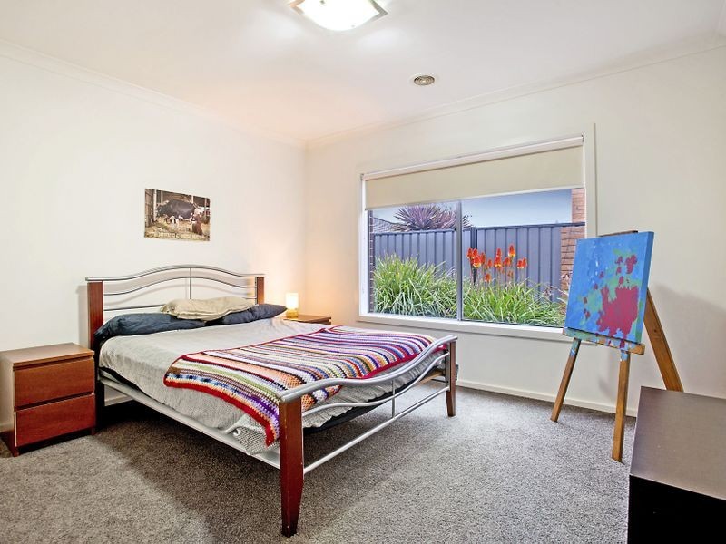 18 Mowbray Drive, Point Cook VIC 3030