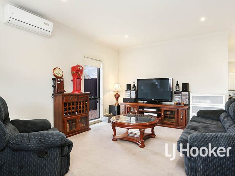 33/39 Astley Crescent, Point Cook VIC 3030