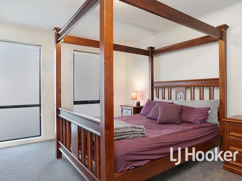 33/39 Astley Crescent, Point Cook VIC 3030