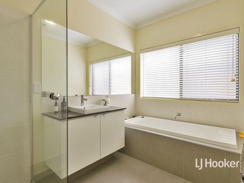 39 Delaney Boulevard, Williams Landing VIC 3027