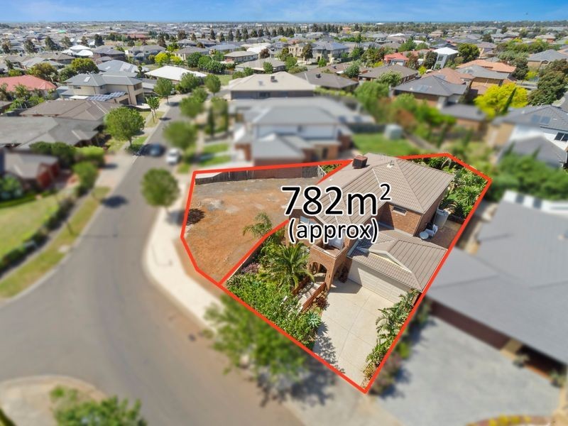 11 Fuchsia Crescent, Point Cook VIC 3030