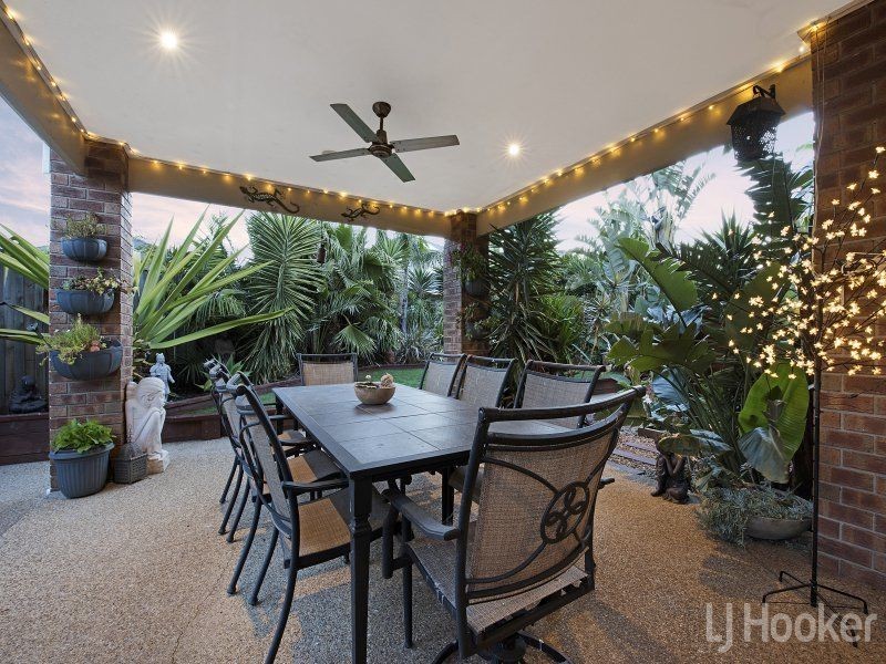 11 Fuchsia Crescent, Point Cook VIC 3030