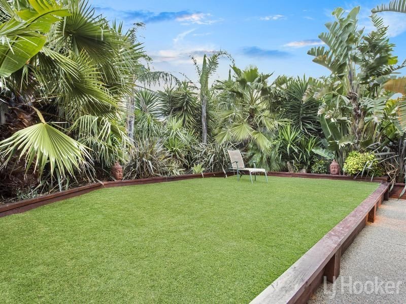 11 Fuchsia Crescent, Point Cook VIC 3030