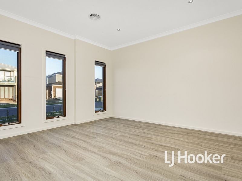 64 Waves Drive, Point Cook VIC 3030