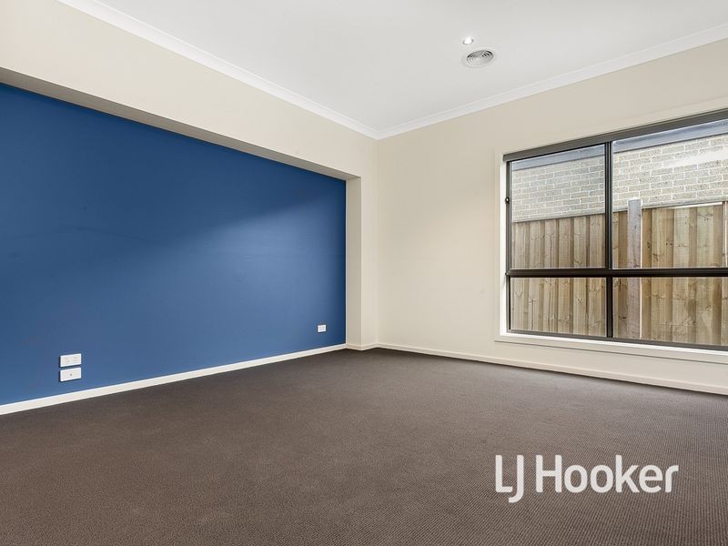 64 Waves Drive, Point Cook VIC 3030