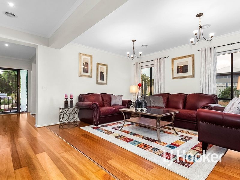 38 McIntyre Avenue, Point Cook VIC 3030