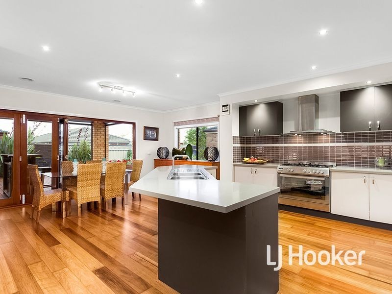 38 McIntyre Avenue, Point Cook VIC 3030