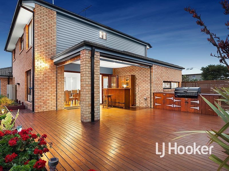 38 McIntyre Avenue, Point Cook VIC 3030