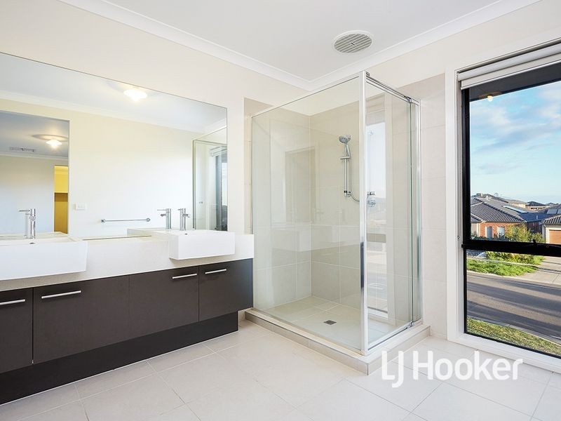 1 Bay Way, Point Cook VIC 3030