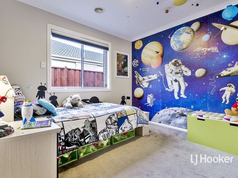 14 Teatree Terrace, Point Cook VIC 3030