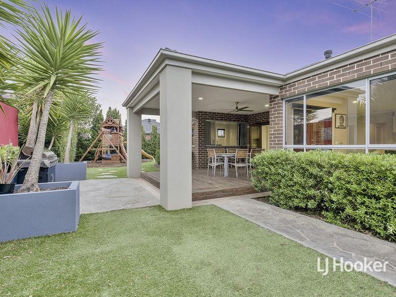 14 Teatree Terrace, Point Cook VIC 3030