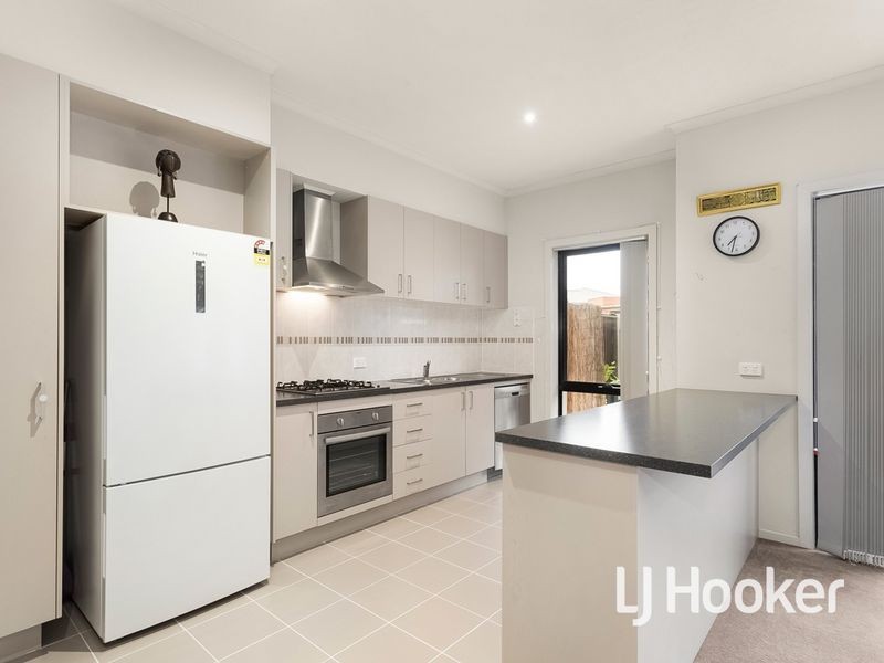 35/39 Astley Crescent, Point Cook VIC 3030