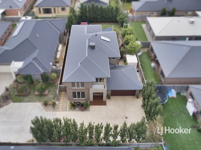 35 Grandpark Circuit, Point Cook VIC 3030