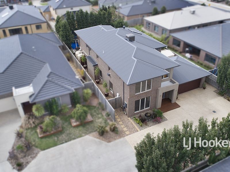 35 Grandpark Circuit, Point Cook VIC 3030