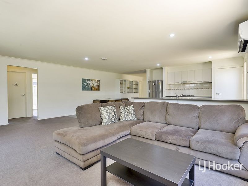 17 Hydrangea Drive, Point Cook VIC 3030