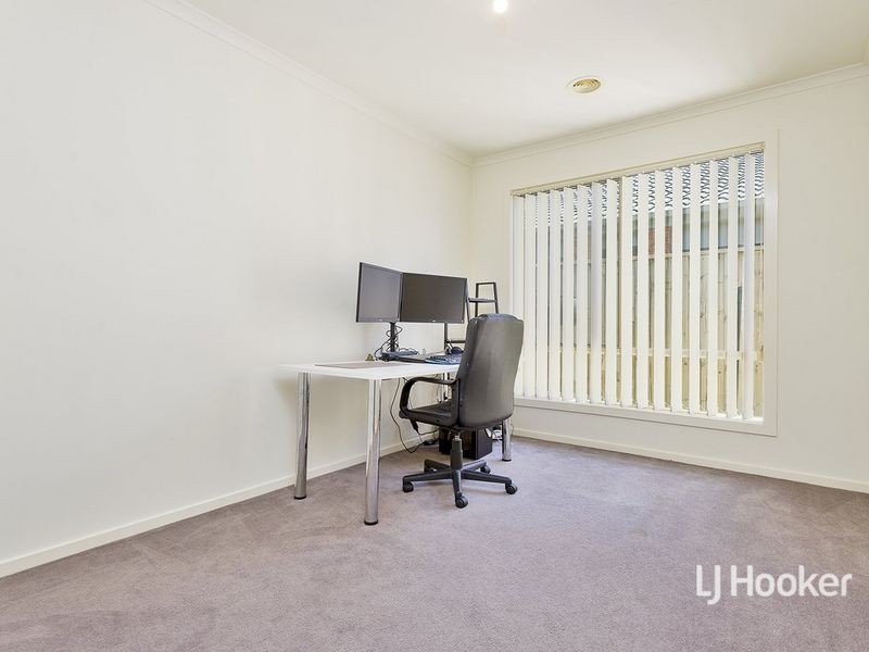 17 Hydrangea Drive, Point Cook VIC 3030