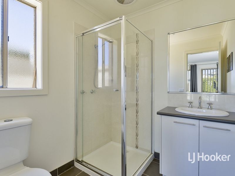 17 Hydrangea Drive, Point Cook VIC 3030