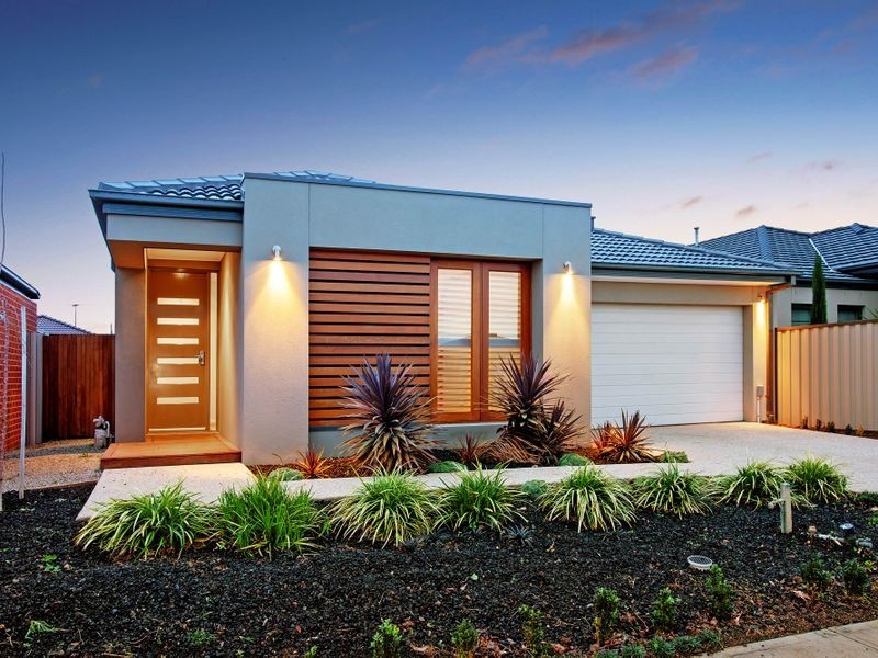 16 Grenache Street, Point Cook VIC 3030