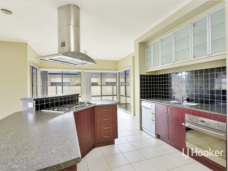 37 Frances Browne Way, Tarneit VIC 3029