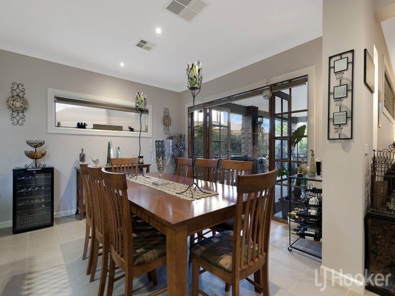 11 Fuchsia Crescent, Point Cook VIC 3030