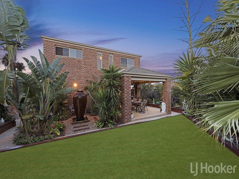 11 Fuchsia Crescent, Point Cook VIC 3030