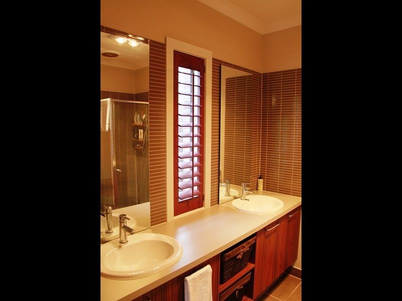 20 Haslewood Street, Point Cook VIC 3030