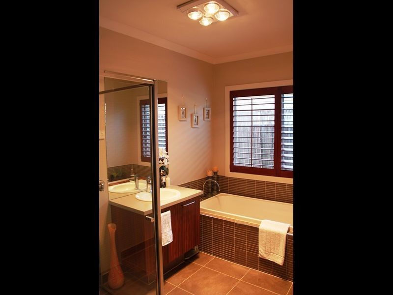 20 Haslewood Street, Point Cook VIC 3030