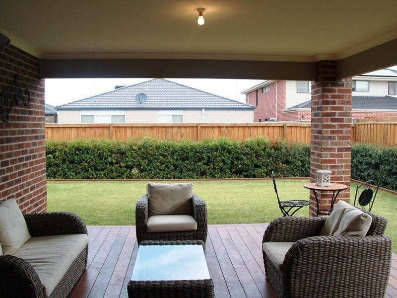 20 Haslewood Street, Point Cook VIC 3030