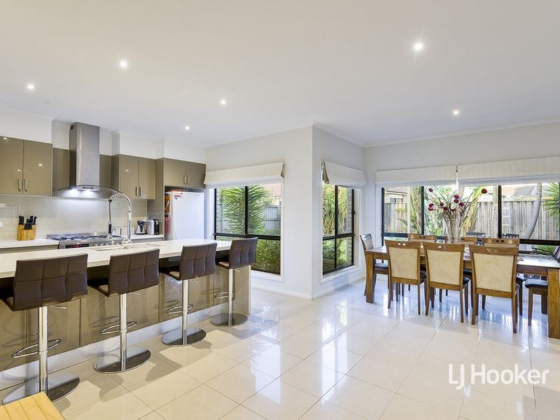 17 Siracusa Avenue, Point Cook VIC 3030