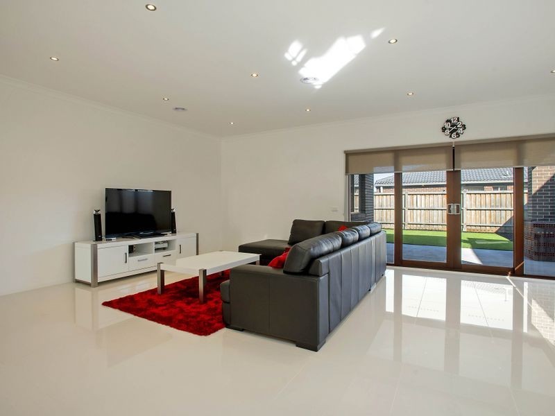 57 Malibu Boulevard, Point Cook VIC 3030