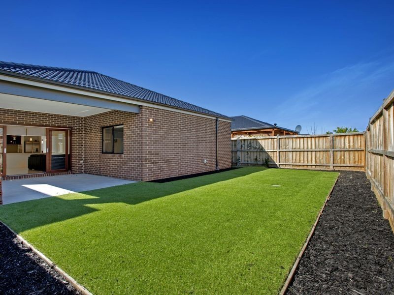 57 Malibu Boulevard, Point Cook VIC 3030