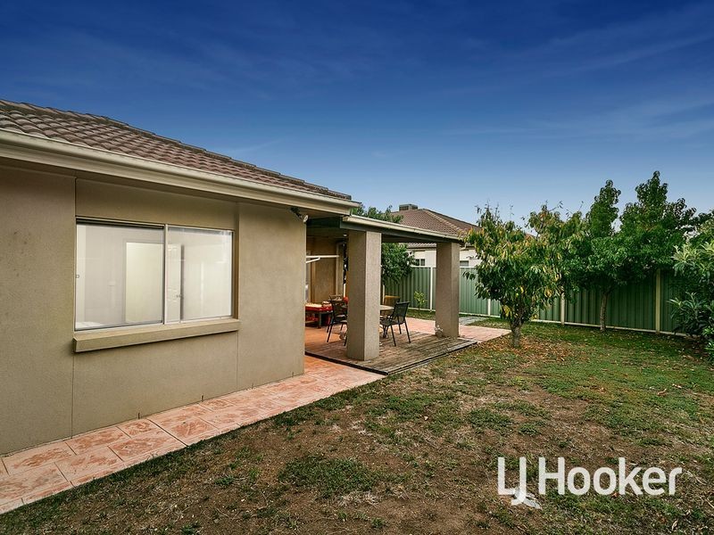 32 Sommersby Road, Point Cook VIC 3030