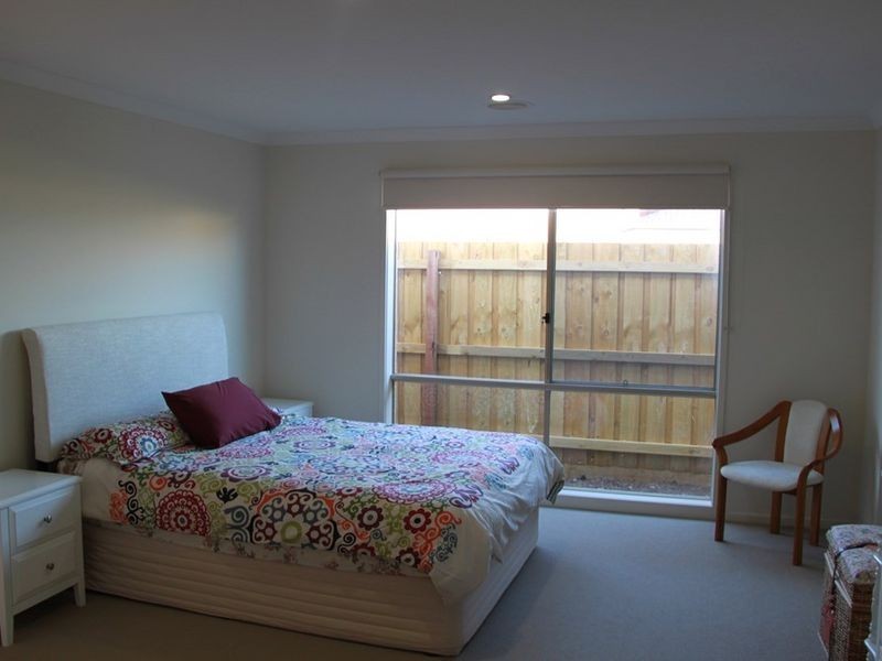 14 Yellowbox Drive, Point Cook VIC 3030