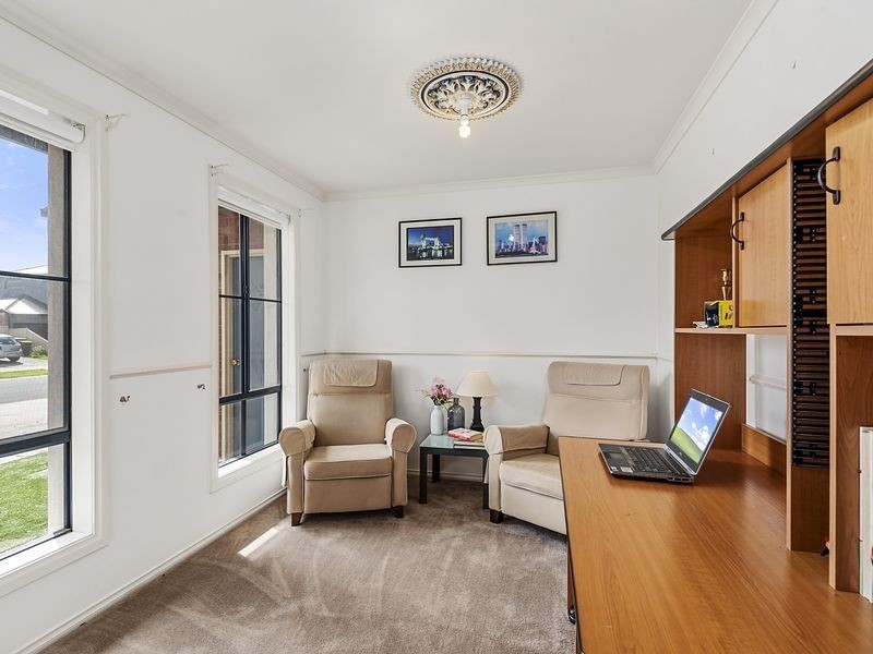 115 Lennon Boulevard, Point Cook VIC 3030