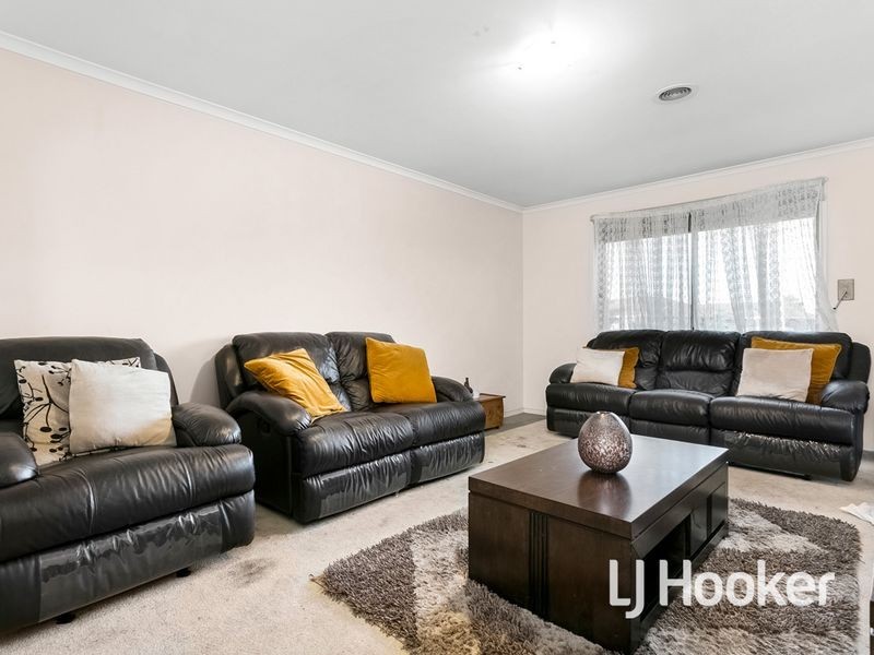 5 Pardalote Close, Werribee VIC 3030